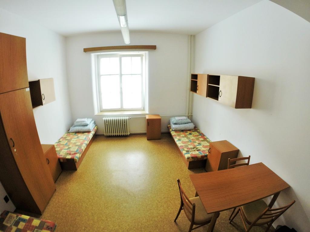 פראג Dizzy Daisy Hostel חדר תמונה