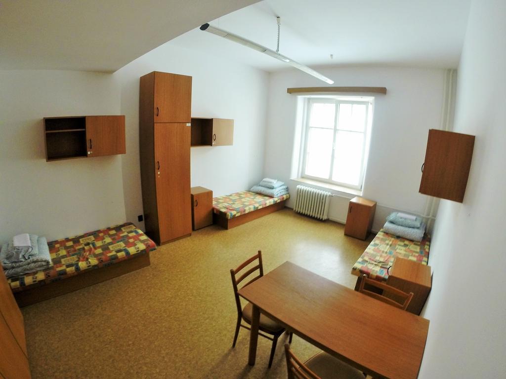 פראג Dizzy Daisy Hostel חדר תמונה
