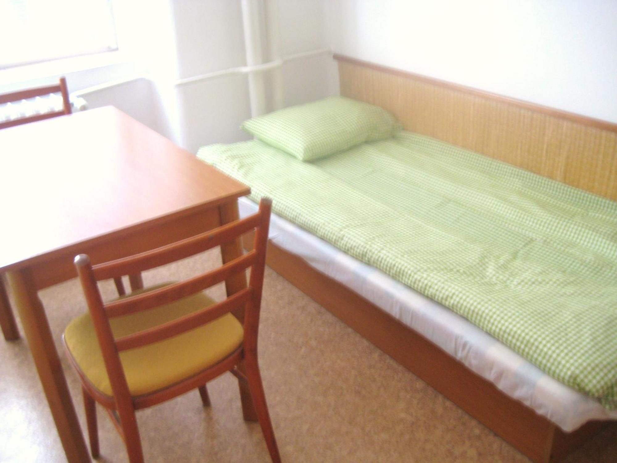 פראג Dizzy Daisy Hostel מראה חיצוני תמונה